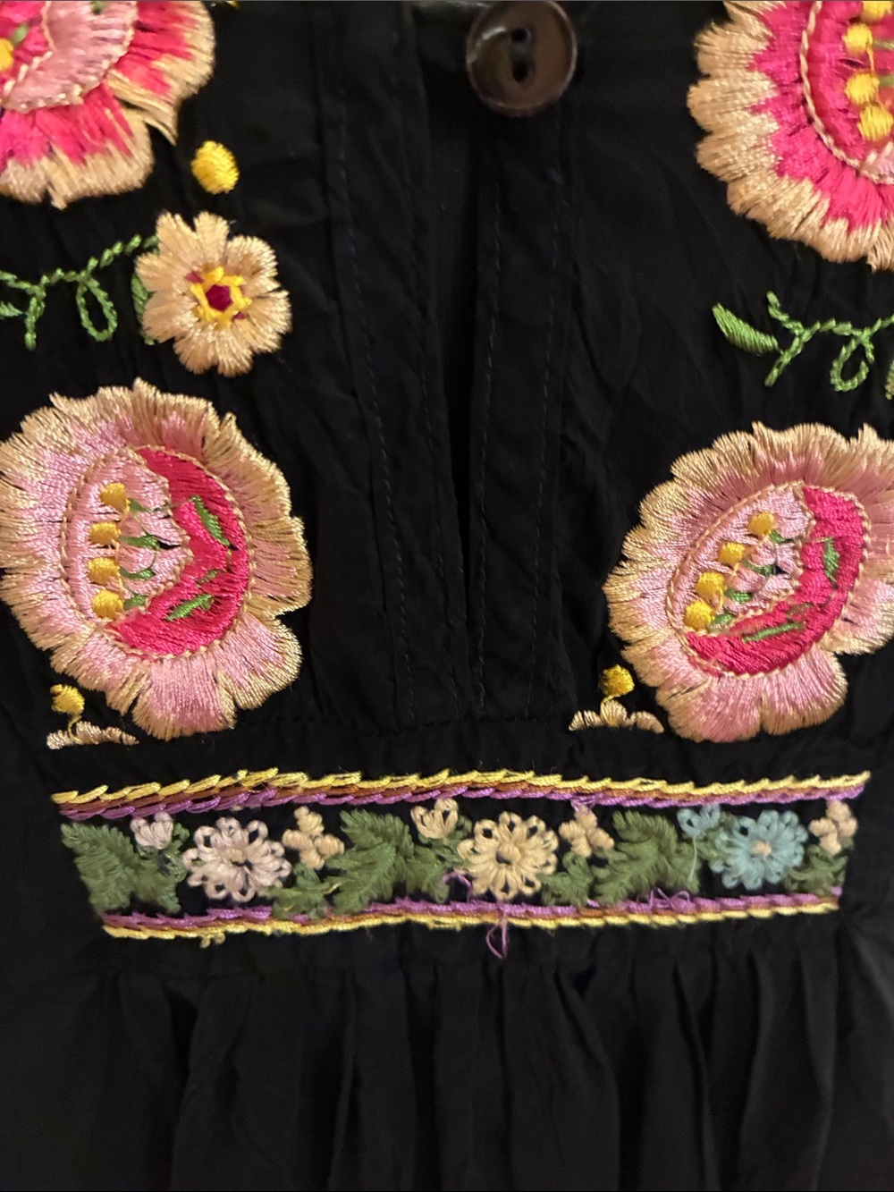 Johnny Was Black Rayon Embroidered Floral Logo Blouse Size Medium - Picture 8 of 11